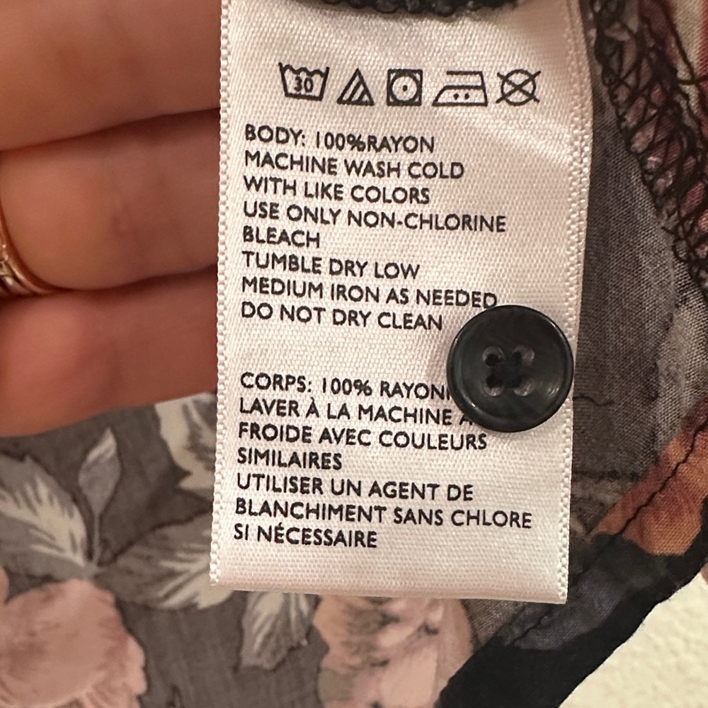 Urban Outfitters Black and Pink Floral Men's Shirt- Small - Picture 4 of 4